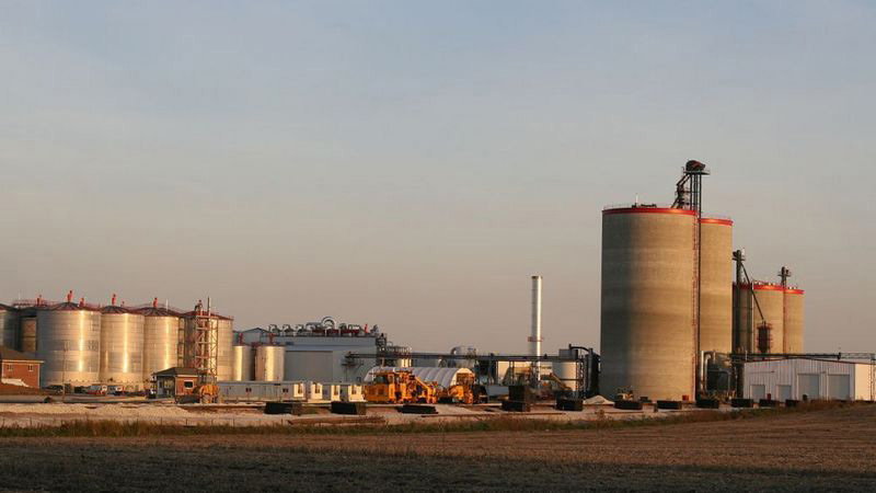 承德消泡劑-河北承德關(guān)小姐原油煉油消泡劑使用和應(yīng)用案例